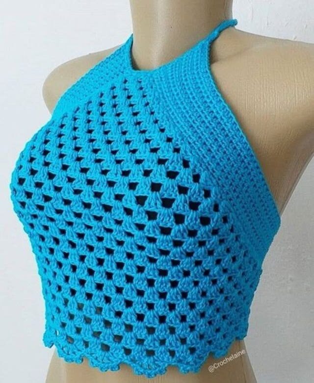 Crop top turquoise au crochet